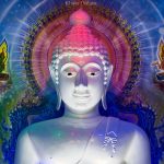 Primo piano del Buddha bianco nel Tempio Blu di Chiang Rai
